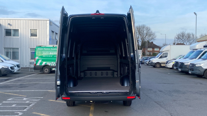 Mercedes-Benz Sprinter 315Cdi L3 Diesel Rwd 3.5t H2 Pro Van 9G-Tronic - Image 14